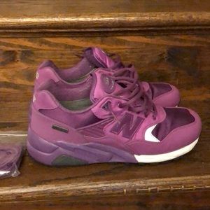 Pre-Owned Gore Tex New Balance 580 Size 9